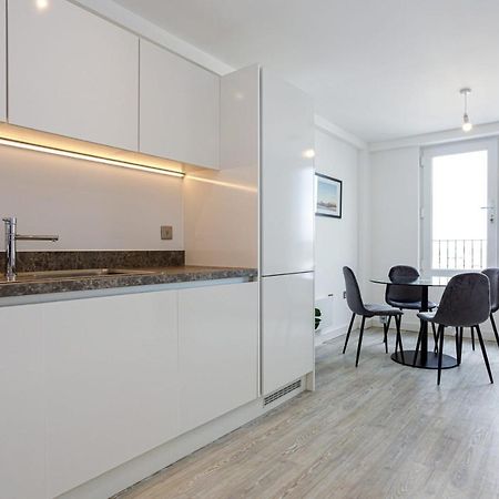 Contemporary 2 Bedroom Duplex In Salford Манчестер Екстер'єр фото