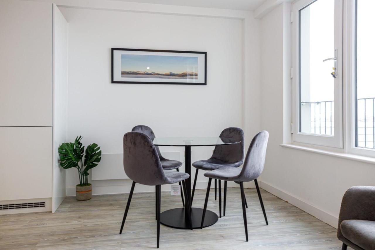 Contemporary 2 Bedroom Duplex In Salford Манчестер Екстер'єр фото